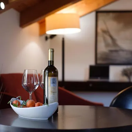 بيت ضيافة Village Trusa